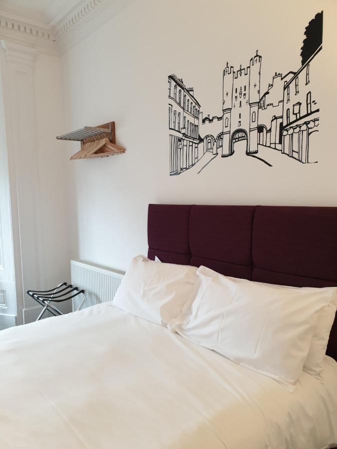Mcmillan House Studio Apartments Йорк Екстериор снимка