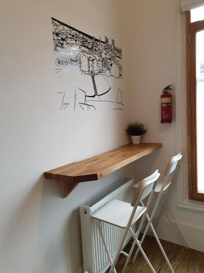 Mcmillan House Studio Apartments Йорк Екстериор снимка