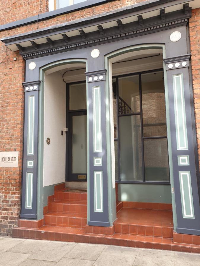 Mcmillan House Studio Apartments Йорк Екстериор снимка